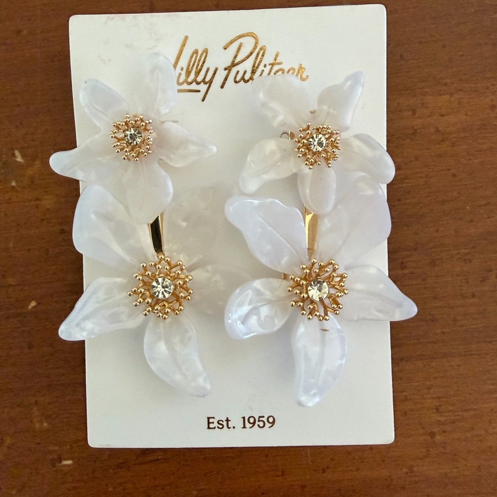 Lilly Pulitzer Coconut Plumes in Bloom Earrings
